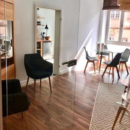 Grosszuegige Wohnung Direkt In Der Altstadt Erfurts Esterno foto